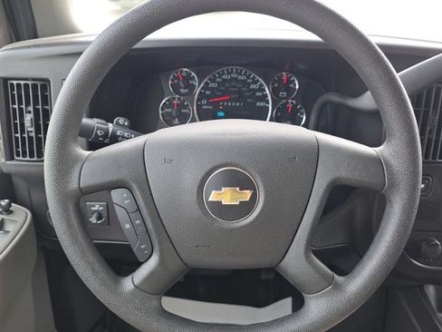 Used 2024 Chevrolet Express 2500 w/ Driver Convenience Package RWD image 21