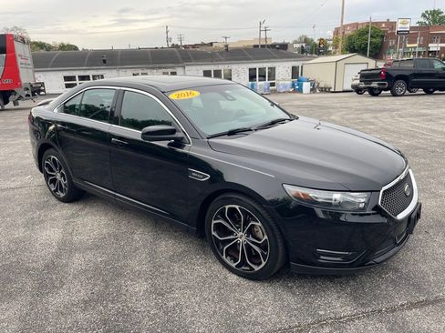 Used 2016 Ford Taurus SHO w/ Equipment Group 401A AWD/4WD image 3
