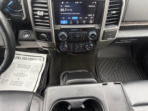 Used 2018 Ford F150 Lariat AWD/4WD image 29