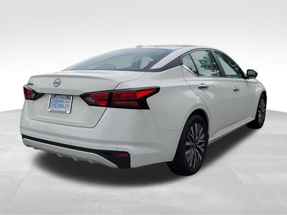 Used 2025 Nissan Altima 2.5 SV
