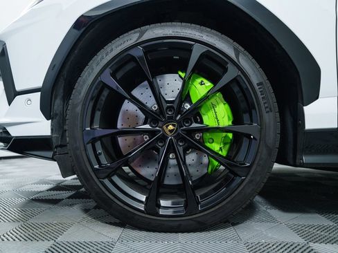 Used 2024 Lamborghini Urus S AWD/4WD image 13
