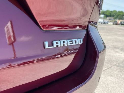 Used 2024 Jeep Grand Cherokee Laredo X w/ Luxury Tech Group I RWD image 16