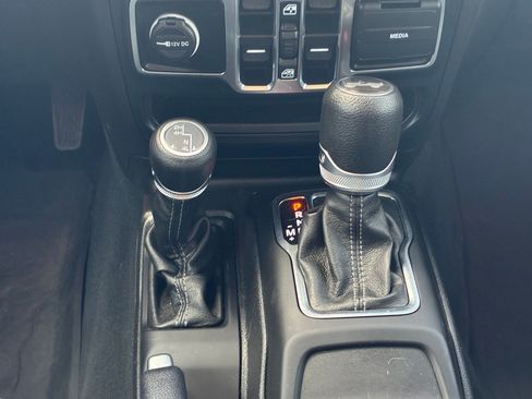 Used 2024 Jeep Wrangler Unlimited Sport AWD/4WD image 26