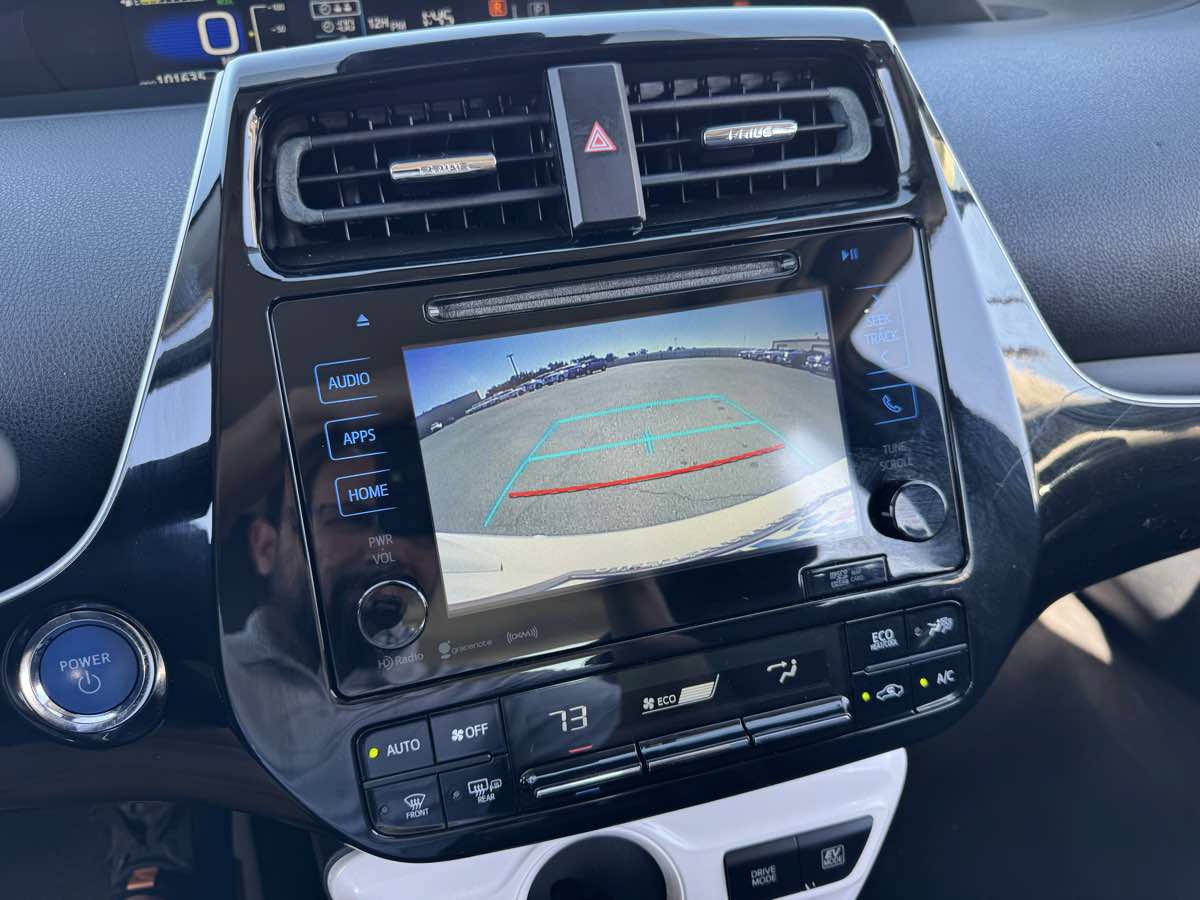 Used 2017 Toyota Prius Four w/ Advanced Technology Package FWD image 30