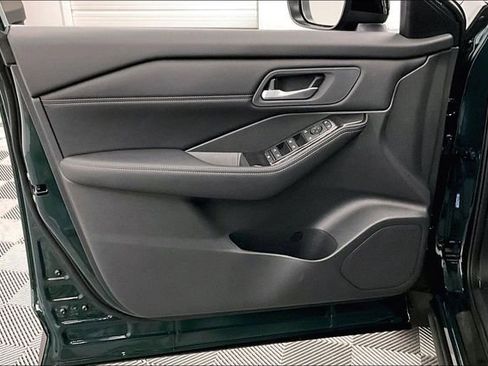 New 2026 Nissan Rogue SV AWD/4WD image 31