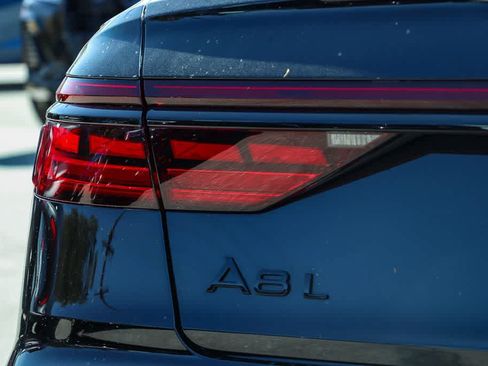 Used 2022 Audi A8 L 3.0T AWD/4WD image 8