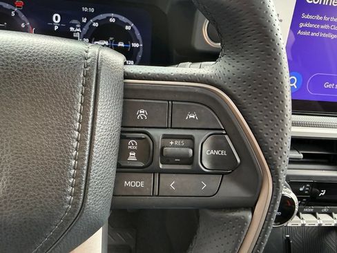 Certified 2026 Toyota 4Runner Limited AWD/4WD image 32