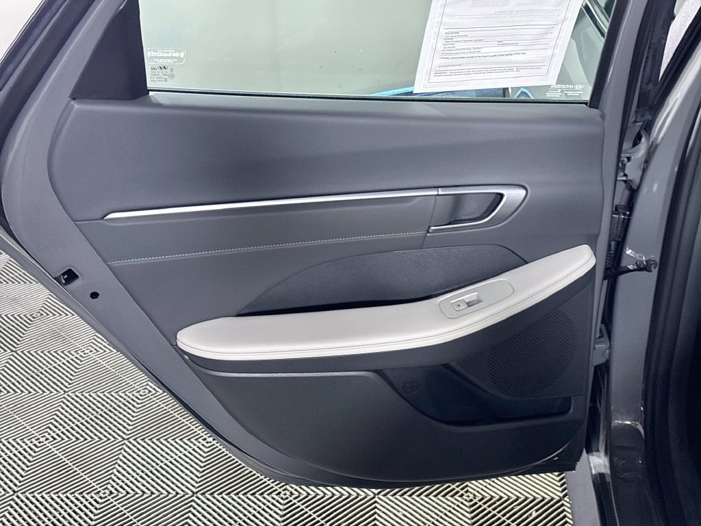 Used 2022 Hyundai Sonata Limited FWD image 20