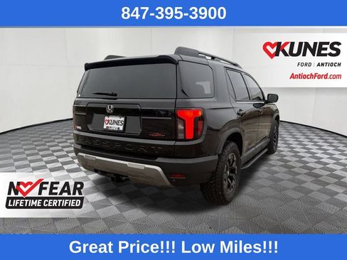 Used 2026 Honda Passport TrailSport Elite image 3
