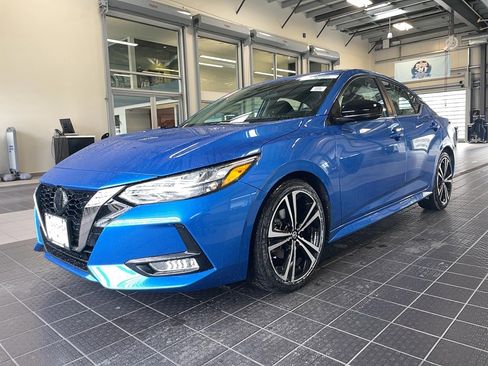 Used 2021 Nissan Sentra SR image 3