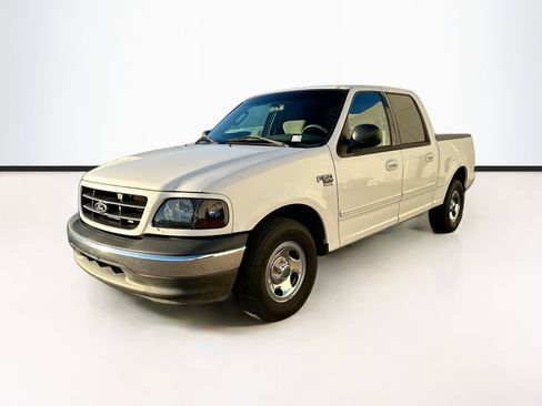Used 2003 Ford F150 XLT image 3