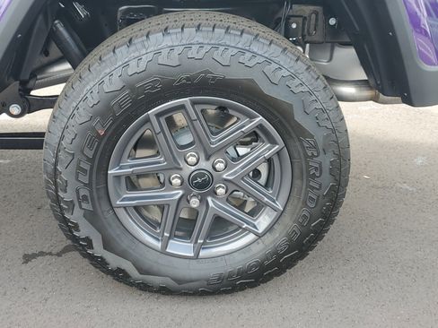 New 2026 Jeep Gladiator Sport AWD/4WD image 5