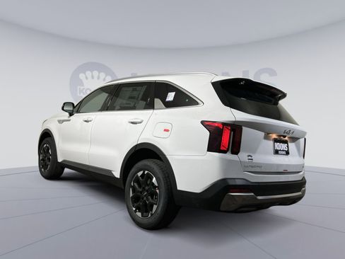 New 2026 Kia Sorento S image 4