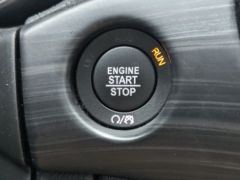 Used 2022 Jeep Grand Cherokee Laredo E RWD image 24