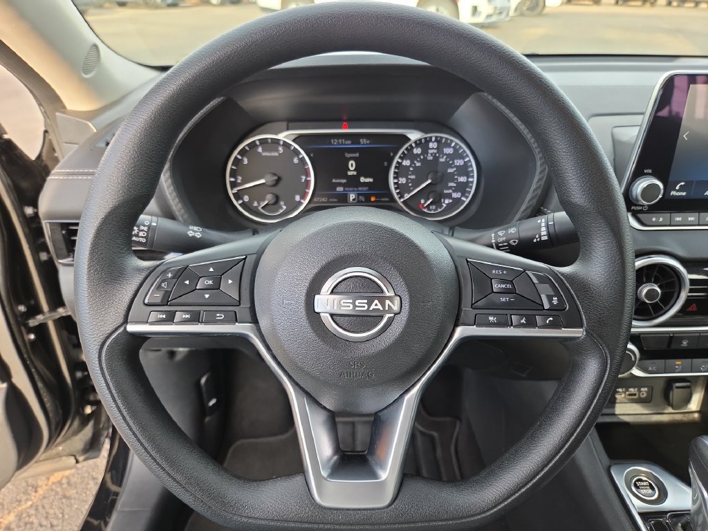 Used 2025 Nissan Sentra SV FWD image 21