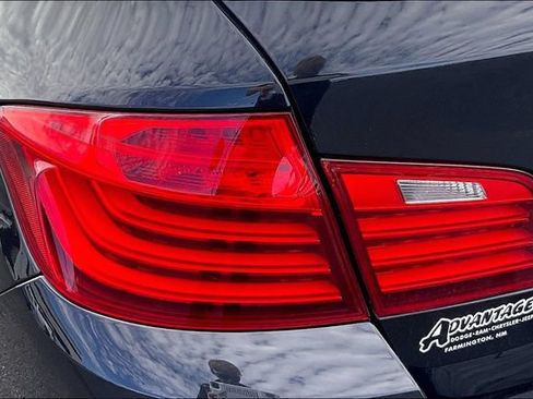 Used 2014 BMW M5 RWD image 32