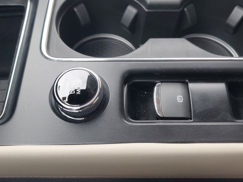 New 2025 Lincoln Corsair Reserve w/ Jet Appearance Package image 23