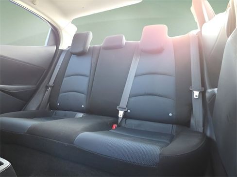 Used 2017 Toyota Yaris iA image 13