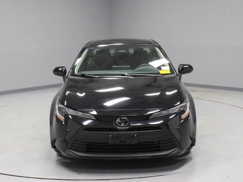 Used 2024 Toyota Corolla LE FWD image 5