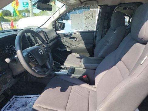 Used 2022 Nissan Frontier S w/ Technology Package RWD image 8