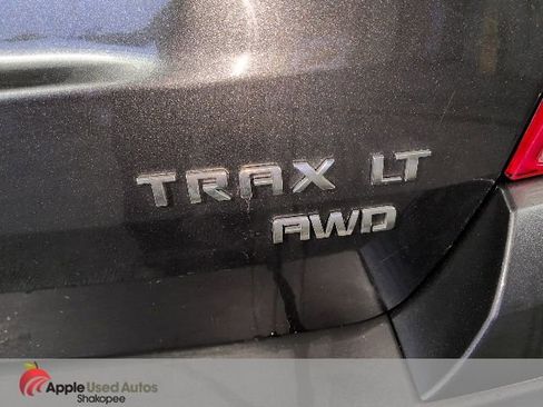 Used 2016 Chevrolet Trax LT w/ LT Sun and Sound Package image 7
