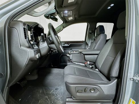 New 2026 GMC Sierra 1500 Elevation image 12