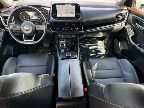 Certified 2023 Nissan Rogue SL w/ SL Premium Package AWD/4WD image 4