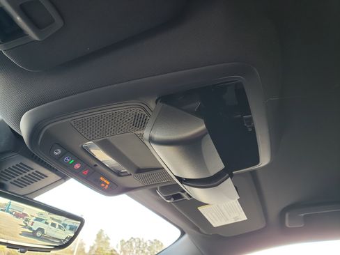 New 2026 Chevrolet Equinox LT w/ Convenience Package II image 27