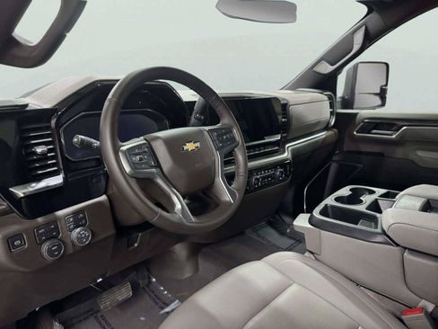 Used 2026 Chevrolet Silverado 2500 LTZ AWD/4WD image 25