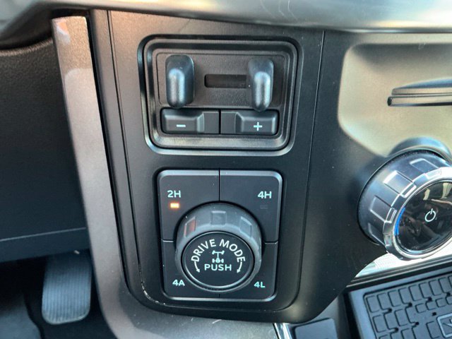 Used 2023 Ford F150 Lariat w/ Max Trailer Tow Package AWD/4WD image 40