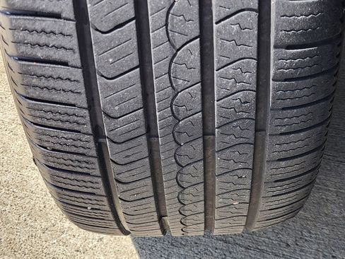 Used 2022 Ford Explorer XLT w/ Equipment Group 202A image 11