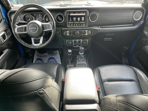 Used 2022 Jeep Wrangler Unlimited Sahara w/ Cold Weather Group image 35