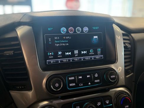 Used 2019 Chevrolet Tahoe LT image 34