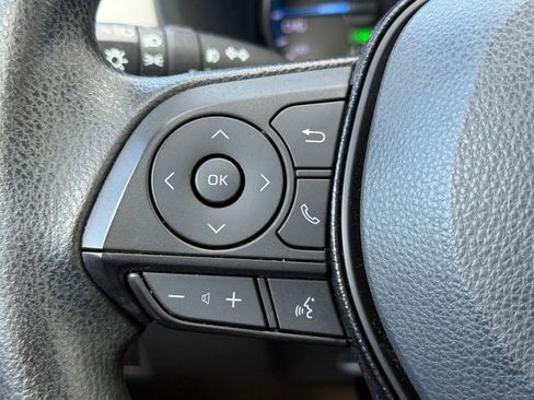 Certified 2021 Toyota RAV4 XLE image 18