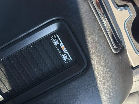 Used 2017 GMC Sierra 2500 Denali AWD/4WD image 16