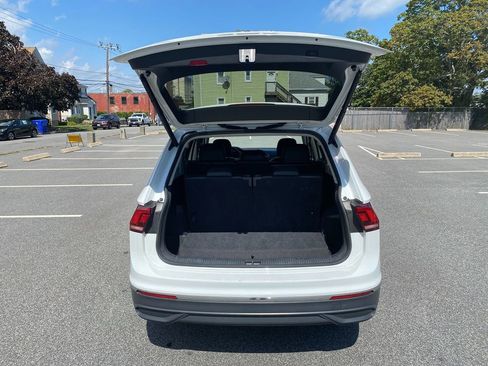 Used 2024 Volkswagen Tiguan Wolfsburg Edition image 24