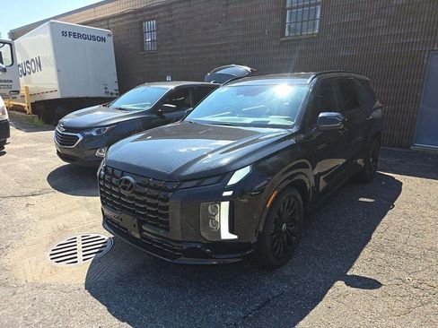 Used 2024 Hyundai Palisade Calligraphy AWD/4WD image 3