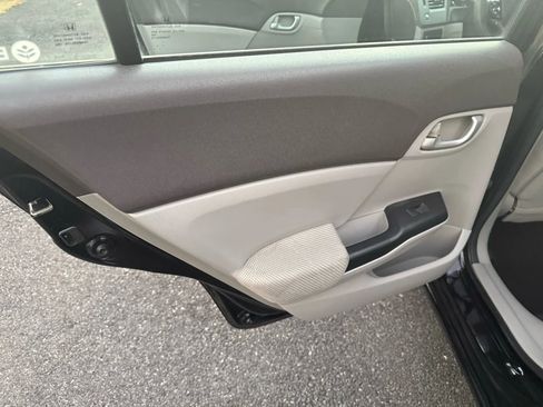 Used 2012 Honda Civic LX image 18