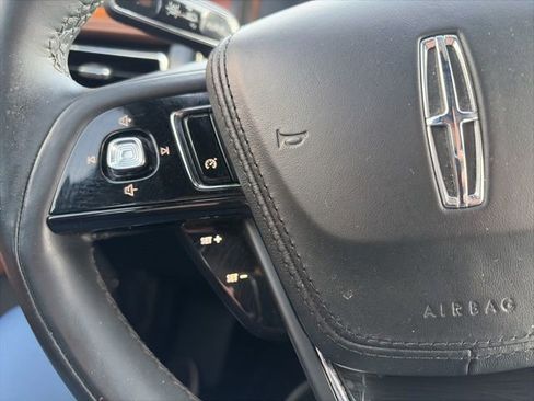 Used 2020 Lincoln Aviator Reserve w/ Class IV Trailer Tow Package image 17