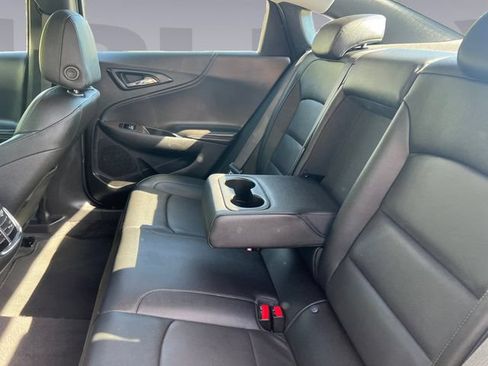 Used 2024 Chevrolet Malibu LT FWD image 16