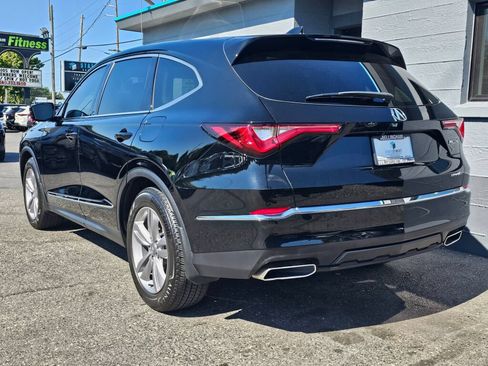Used 2023 Acura MDX SH-AWD image 3