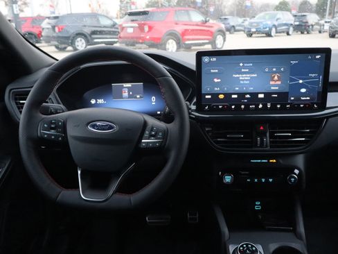 Used 2023 Ford Escape ST-Line Select w/ Tech Pack #2 image 13