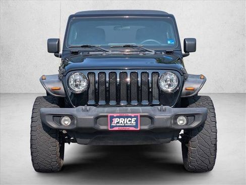 Used 2019 Jeep Wrangler Unlimited Sport AWD/4WD image 2