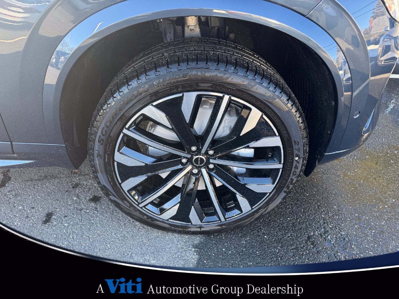 Used 2026 Volvo XC90 B5 Plus w/ Protection Package Premier AWD/4WD image 10