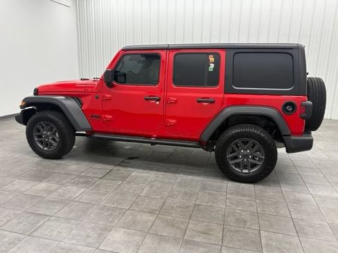 Used 2025 Jeep Wrangler Unlimited Sport AWD/4WD image 6