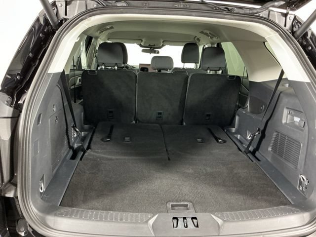 Used 2026 Ford Explorer Active AWD/4WD image 29