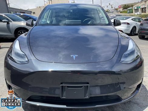 Used 2024 Tesla Model Y 2WD image 2