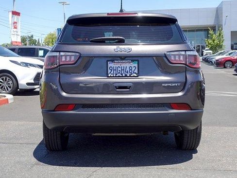 Used 2019 Jeep Compass Sport FWD image 7