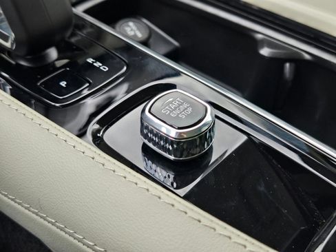 Certified 2023 Volvo XC90 B6 Plus w/ Protection Package Premier AWD/4WD image 22
