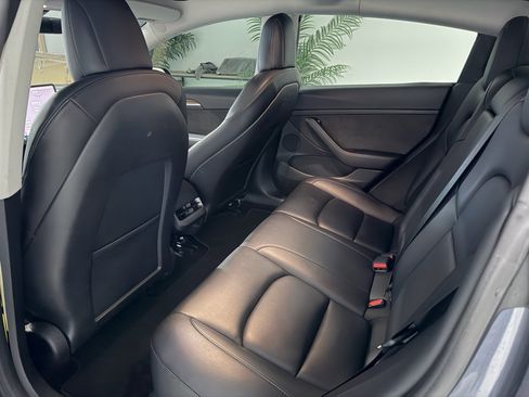 Used 2022 Tesla Model 3 Long Range image 13